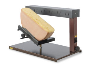 Half wheel raclette machine Ambiance